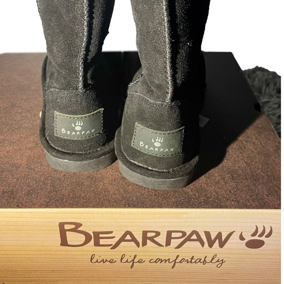 BEARPAW-LIVE: WOMEN’S BIANCA TALL BLACK BOOTS SIZE 8 *RUNS 1/2 SIZE SMALL* - Picture 6 of 12